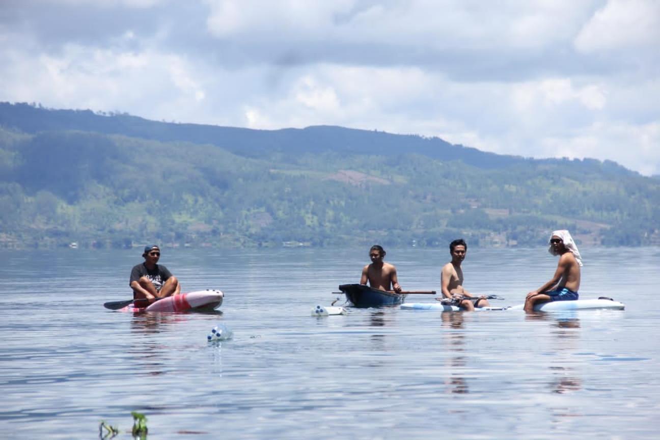 Marroan Acc Hotel Tuktuk Siadong Bagian luar foto