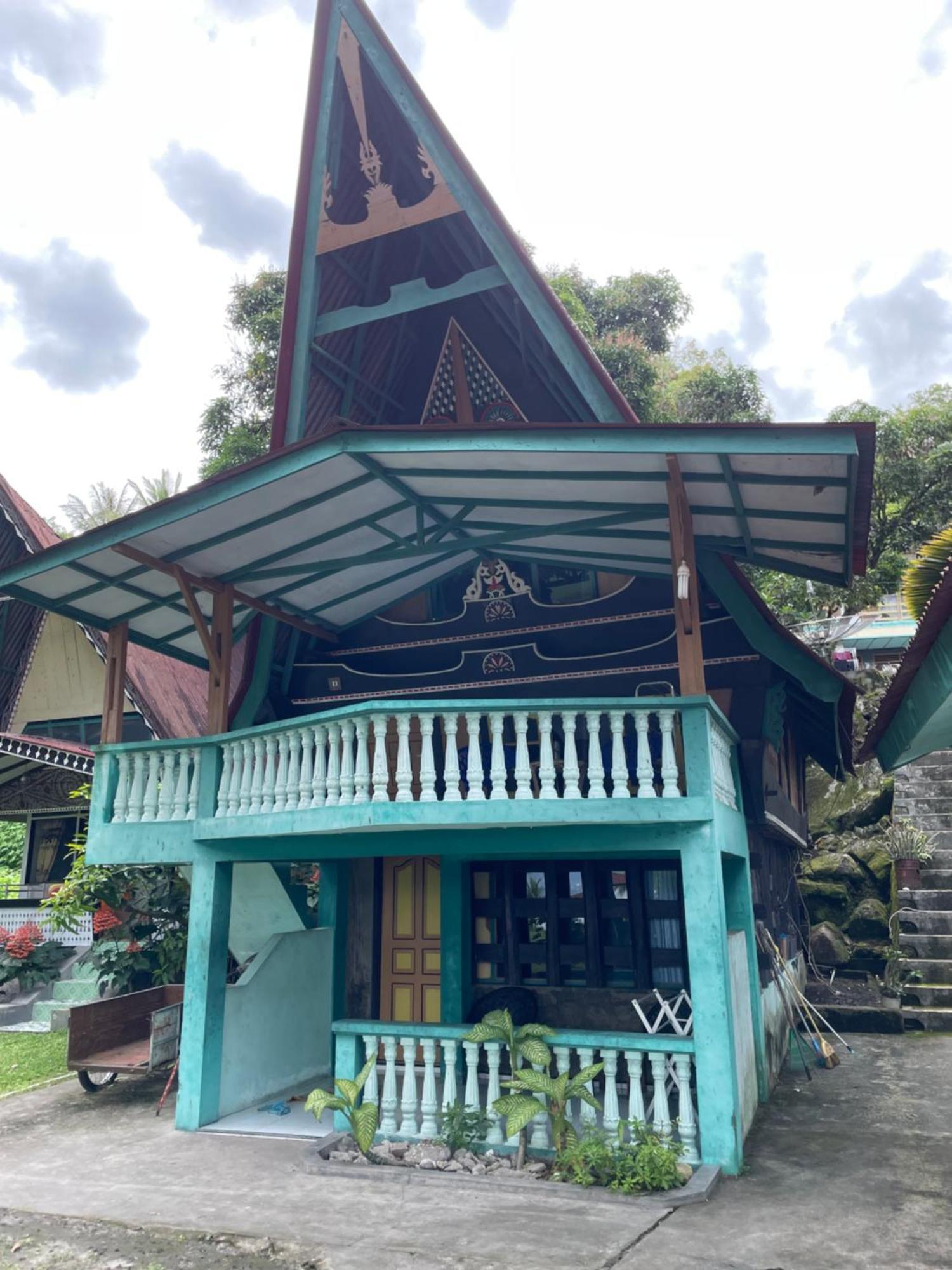 Marroan Acc Hotel Tuktuk Siadong Bagian luar foto